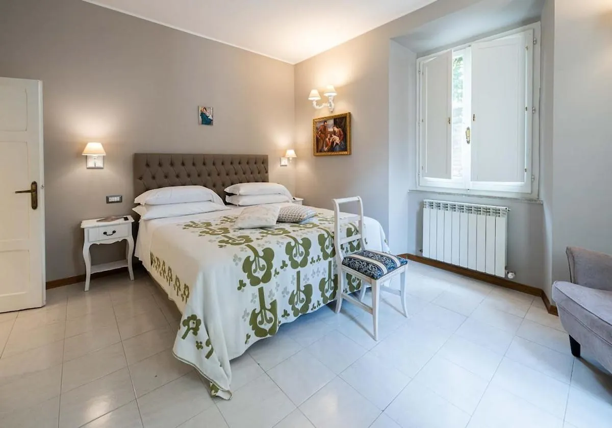 Elegant Fully Equipped Apartment In Center Of Perugia,Parking 0*, Perugia Italy