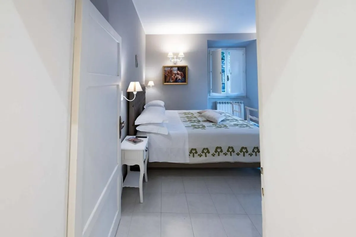 Elegant Fully Equipped Apartment In Center Of Perugia,Parking
