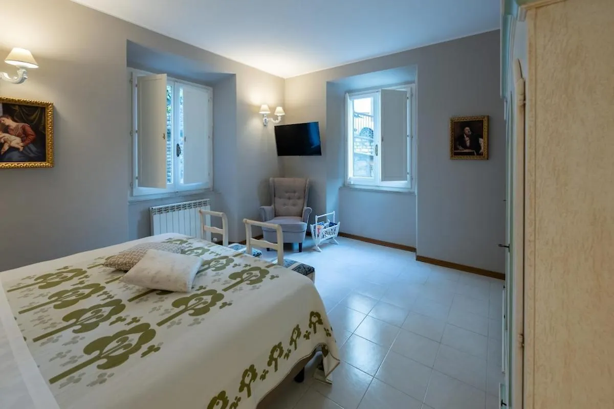 Elegant Fully Equipped Apartment In Center Of Perugia,Parking 0*, Perugia Italy